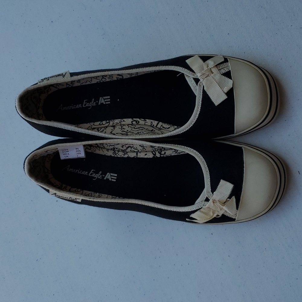 COPY - American Eagle sz 8 1/2